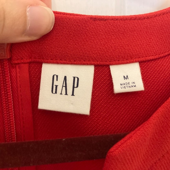 Like New Red Gap Sleeveless Tunic Dress - Picture 3 of 3